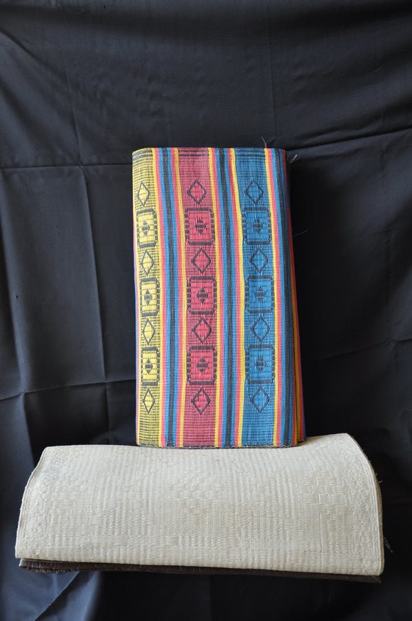 מחצלות צבע אחד/צבעוני 4 על 4