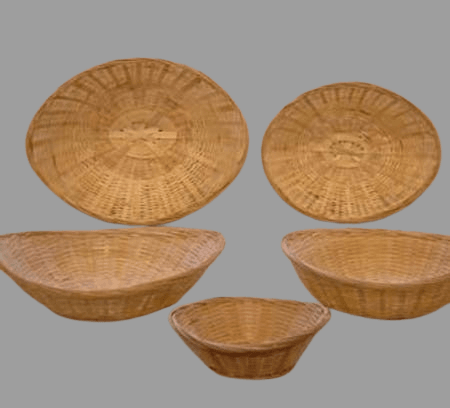 סלסלות קש בגדלים שונים